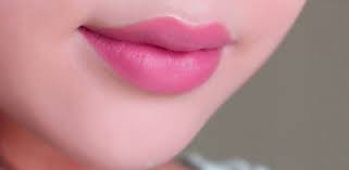होंठो को गुलाबी करने का सबसे आसान सा उपाय